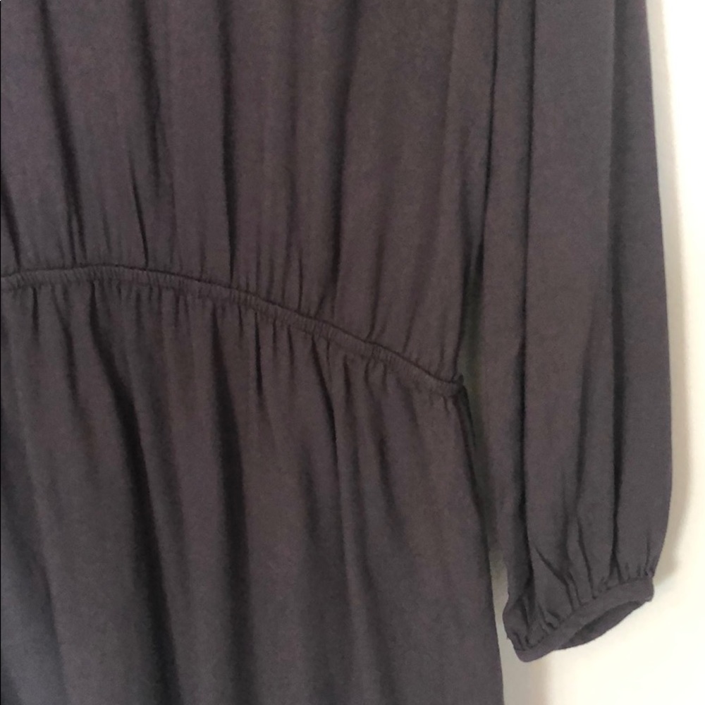 Keyhole Neckline Black Dress - Picture 7 of 8